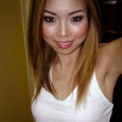 une sexy asiatique qui cherche du dial coquin